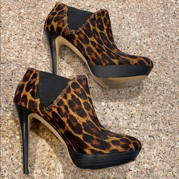 INC International Concepts animals print boots - Picture 8 of 10